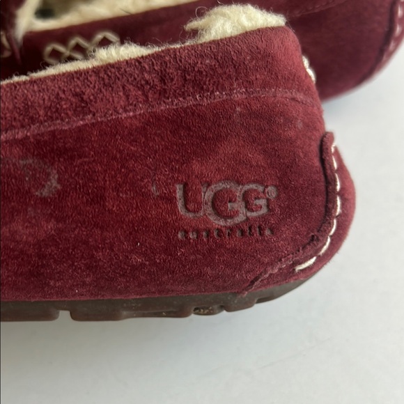 UGG Burgundy Suede Moccasins with‎ Cream Lining - Picture 6 of 10